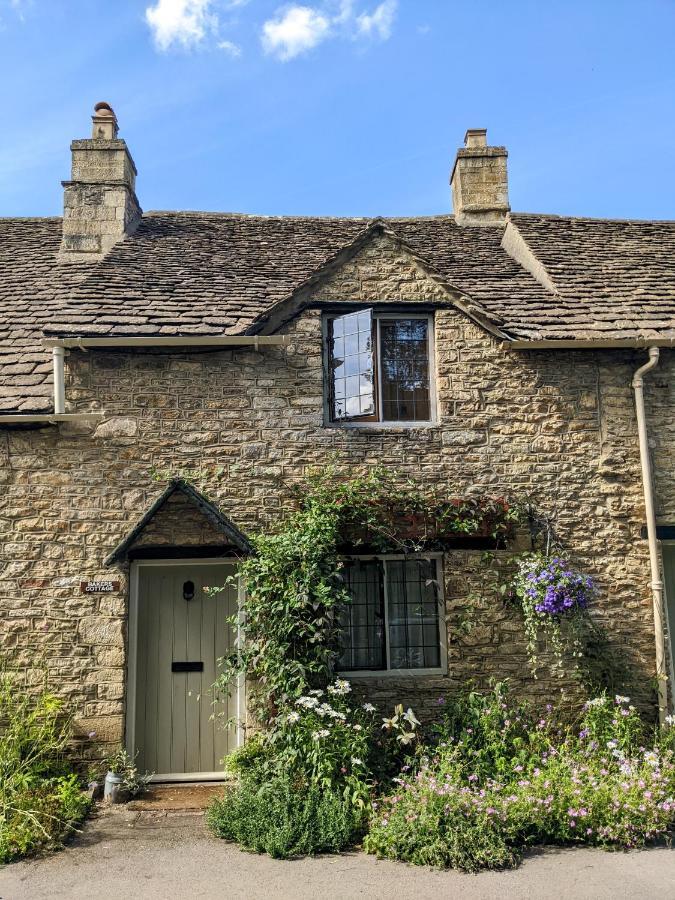 Baker'S Cottage Castle Combe Exterior photo